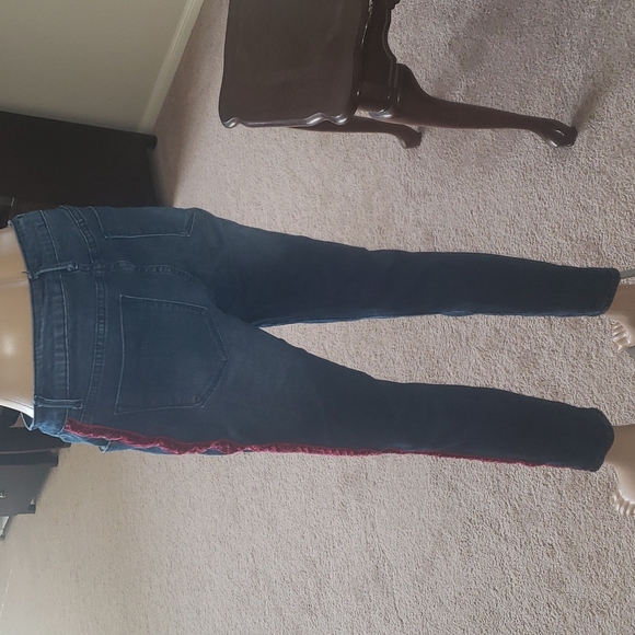 Romeo & Juliet m red velvet laser cut stripes down the side medium wash ra… - Picture 6 of 10